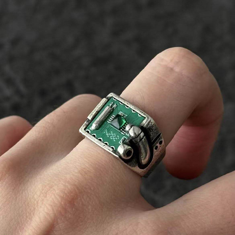 Retro Tech PCB Pierścionek Biż – Tech Accessories Industry recenzja i cena